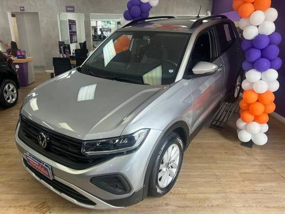 VOLKSWAGEN T-CROSS 1.0 200 TSI TOTAL FLEX AUTOMÁTICO VOLKSWAGEN T-CROSS 1.0 200 TSI TOTAL FLEX AUTOMÁTICO